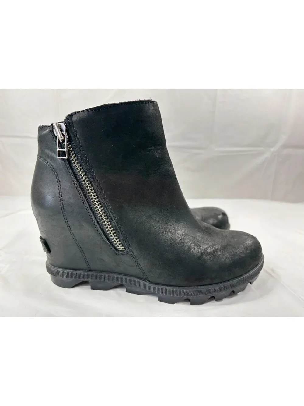 JOAN OF ARCTIC WEDGE BOOT NL3364-010 SIZE 6.5